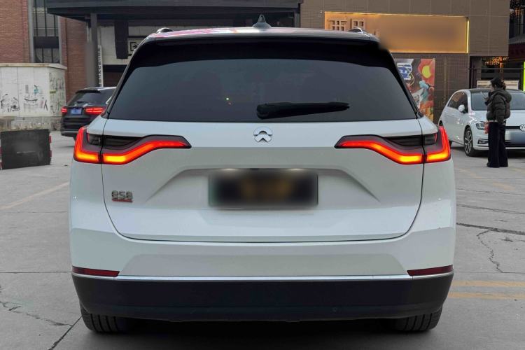 Used Nio ES8 2020 415 km Range 6-Seater Version