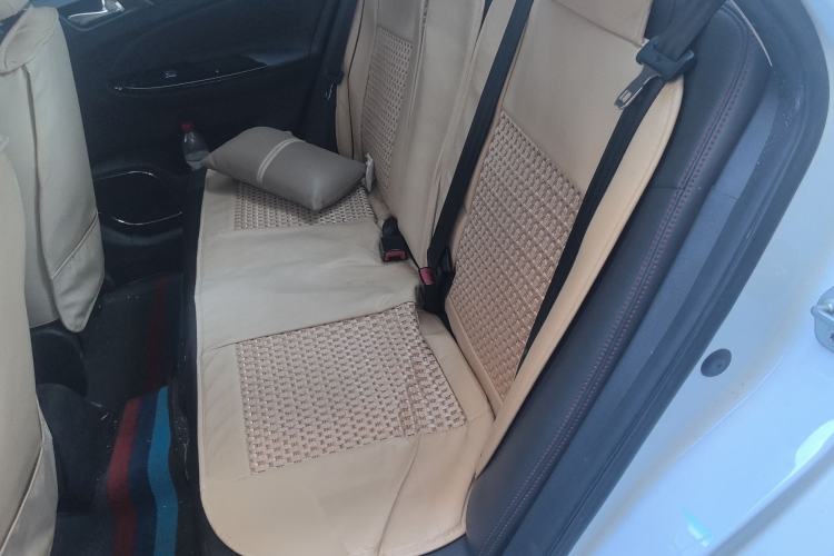 Used BYD e5 2016 300 Luxury Edition