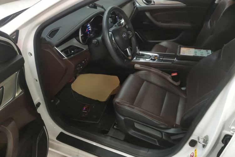 Used CHANGAN Eado 2018 1.6L GDI Automatic LingShang Model Driver Seat