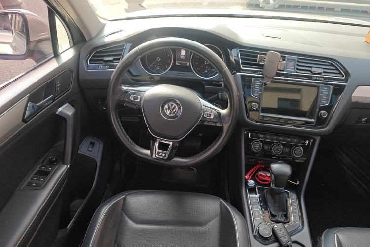 Used Volkswagen Tiguan L 2017 380TSI Automatic All-Wheel-Drive Flagship Edition
