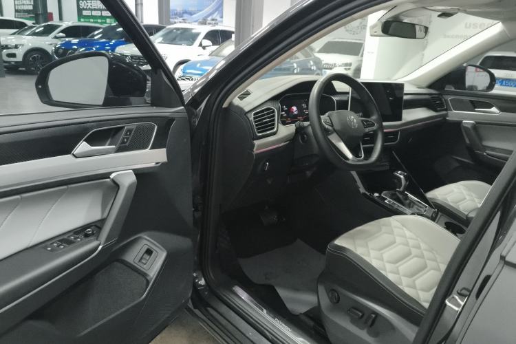 Used Volkswagen Tayron 2023 280TSI Two-Wheel-Drive Luxury Plus Advanced Version Driver Seat