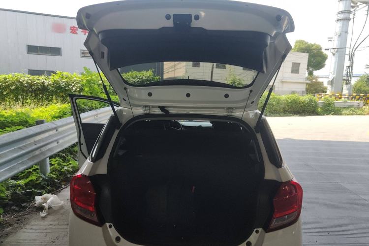 Used Chevrolet Lova RV 2016 1.5L Automatic FunDrive Edition