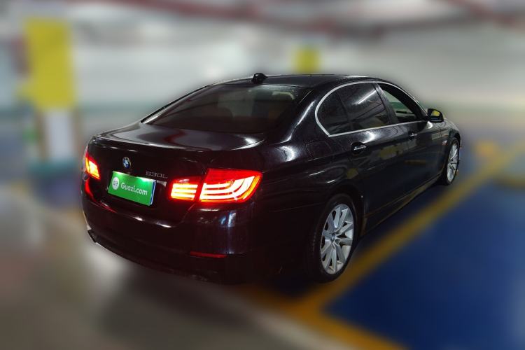 Used BMW 5 Series 2012 530Li Luxury Model