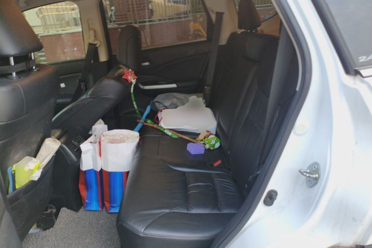 Used Honda CR-V 2013 2.4L four-wheel drive luxury version Left Rear Seat