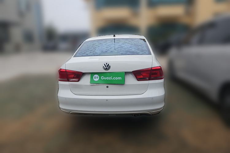 Used Volkswagen Santana 2015 1.4L Manual Comfort Edition Rear