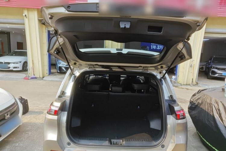 Used AION Y 2022 70 Tech Edition Lithium Iron Phosphate Trunk