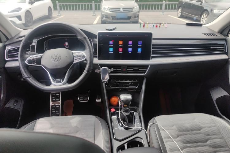 Used Volkswagen Tiguan X 2022 330TSI Two-Wheel-Drive Flagship Edition Center Console