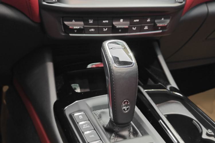 Used Maserati Levante 2022 2.0T GT Sharp Edition
