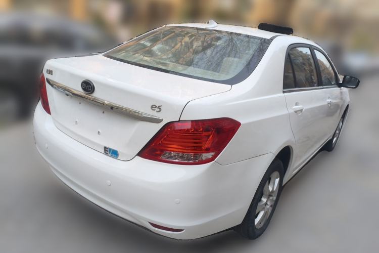 Used BYD e5 2017 300 Prestige Edition