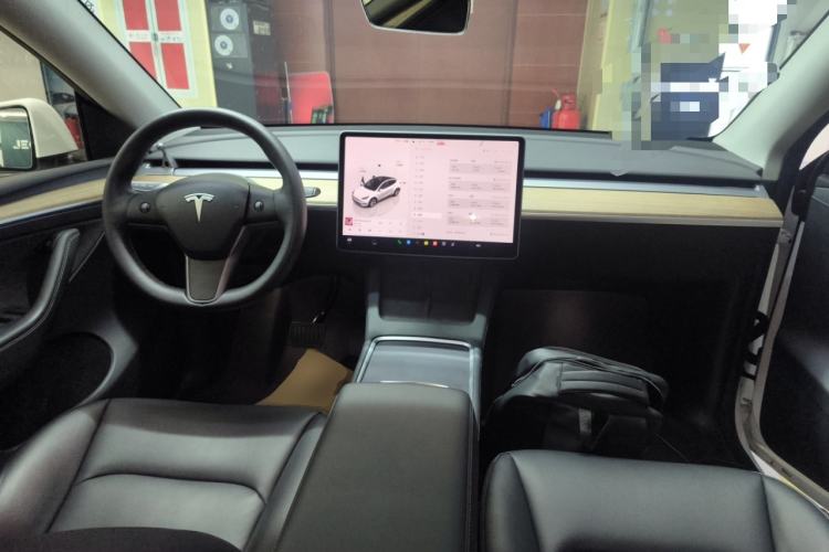 Used Tesla Model Y 2022 Rear-Wheel-Drive Version