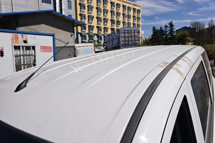 Used Wuling Hongguang New Energy 2025 Extended-Range Hybrid 50 km Utility Version Roof