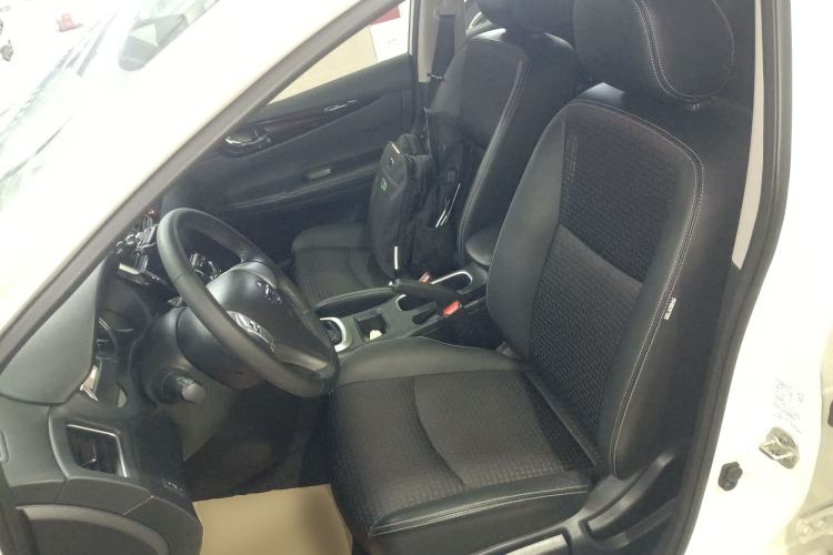 Used Nissan Tiida 2020 1.6L CVT Smart Drive Edition Left Front Seat