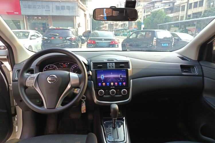 Used Nissan Tiida 2016 1.6L CVT Cool Dynamic Edition
