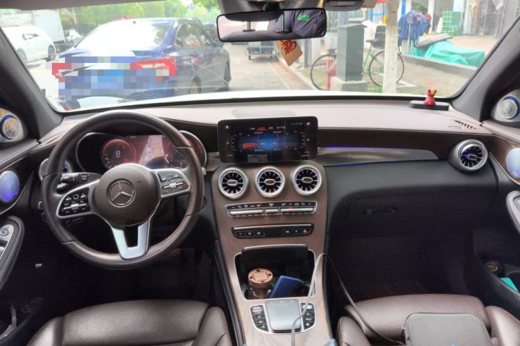 Used Mercedes-Benz GLC 2020 Facelift GLC 300 L 4MATIC Dynamic Edition
