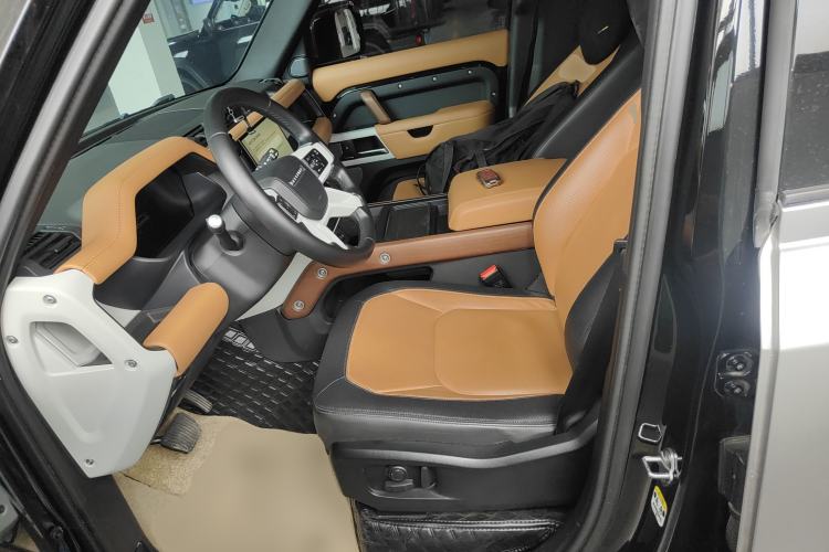 Used Land Rover Defender 2023 Facelift 110 3.0T P400 X-DYNAMIC HSE Left Front Seat