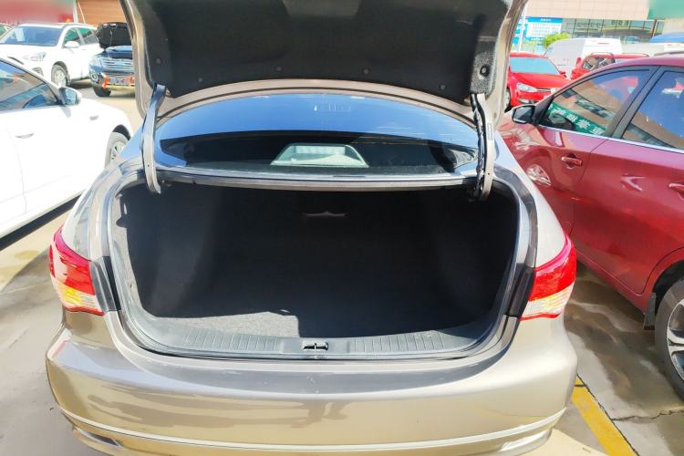 Used Nissan Sylphy 2016 Classic 1.6XE Manual Leading Edition
