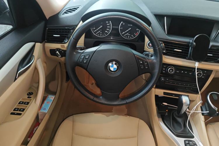 Used BMW X1 2012 sDrive18i Luxury Edition Steering Wheel