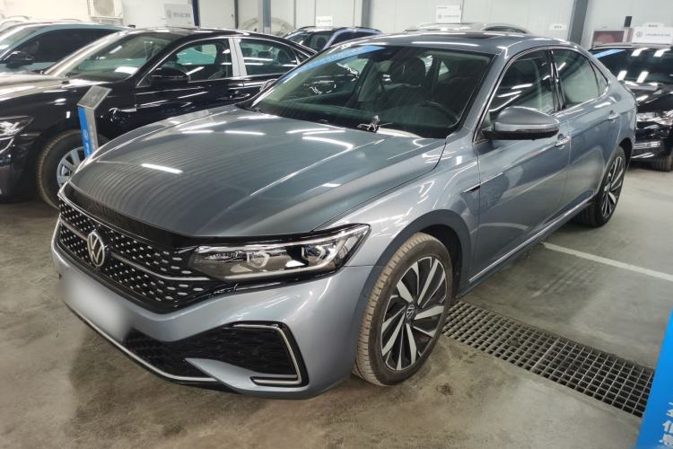 Used Volkswagen Passat 2022 330TSI Starry Luxury Edition