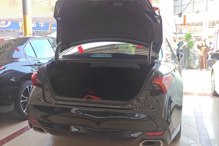 Used Toyota Avalon 2023 2.0L Premium Edition