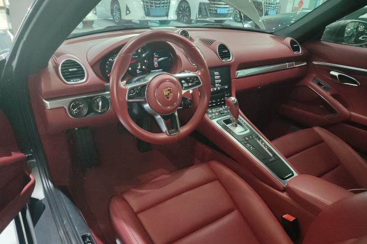 Used Porsche 718 2020 Cayman 2.0T
