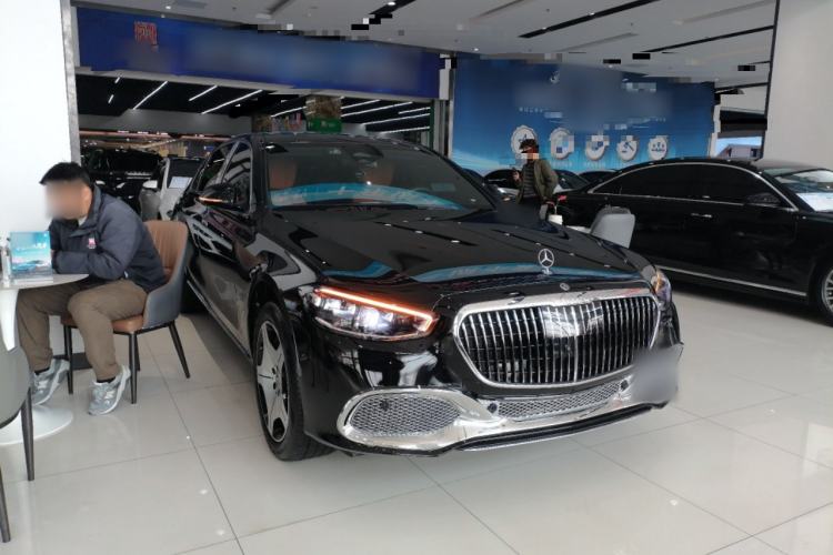 Used Mercedes-Benz S-Class 2023 S 400 L Business Model Front Right 45 Deg