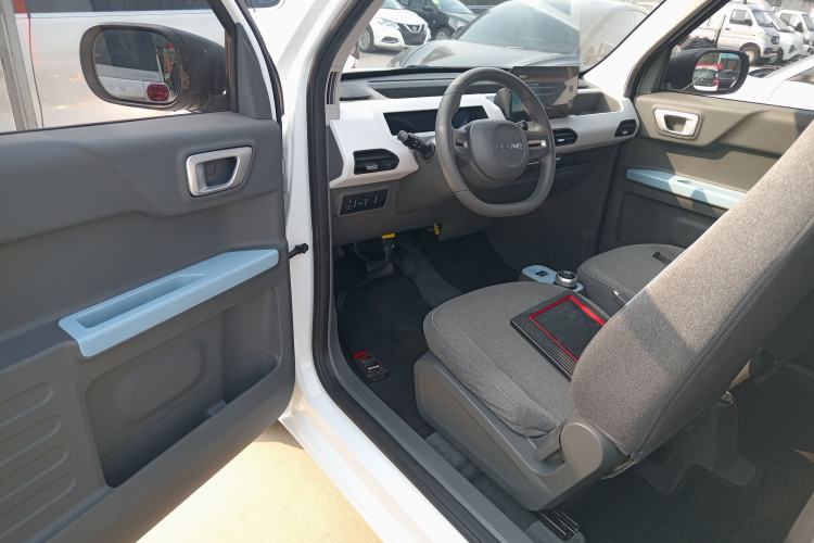 Used Geely Galaxy Panda 2023 Panda Mini 200km Endurance Bear
