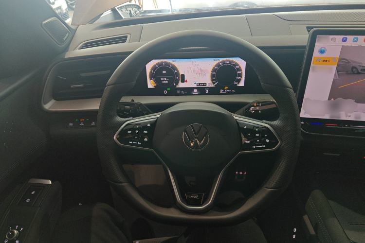 Used Volkswagen Teramont 2025 Tiguan Pro 450TSI Four-Wheel Drive Summit Edition
