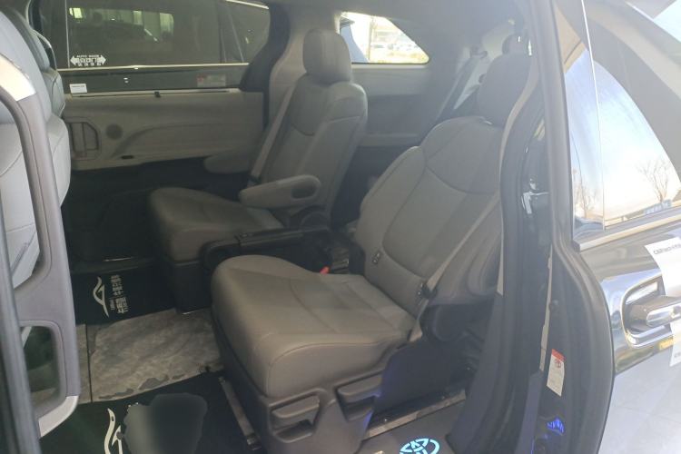 Used Toyota Granvia 2023 2.5L Hybrid Prestige PLUS Edition Left Rear Seat