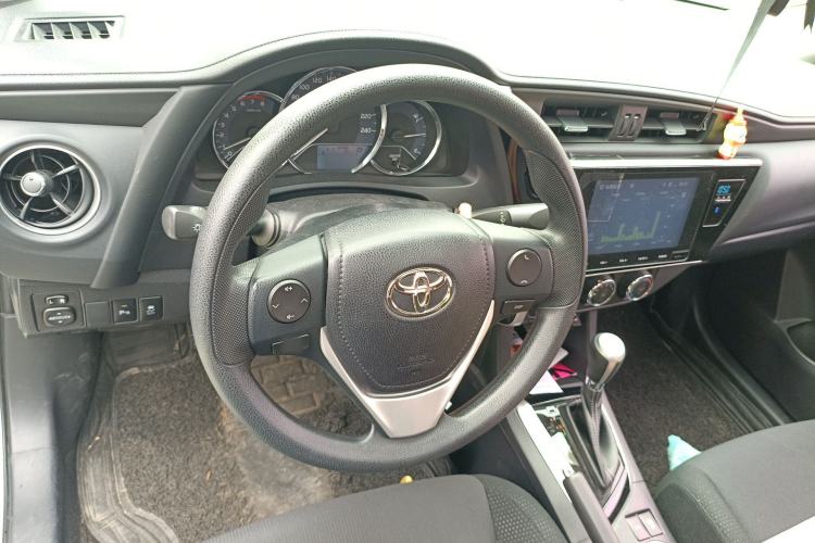 Used Toyota Levin 2017 Revised Version 185T CVT Elite Edition China VI Standard
