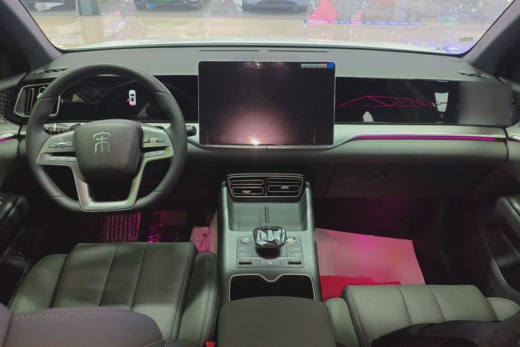 Used BYD Song Pro New Energy 2025 Second-Generation Intelligent Driving Version DM-i 115KM Excellence Edition Center Console