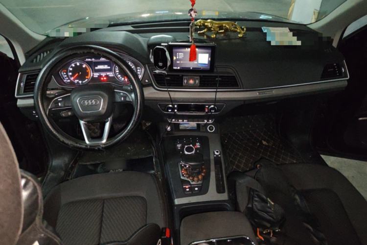 Used Audi Q5L 2018 40 TFSI Prestige Edition China V Center Console