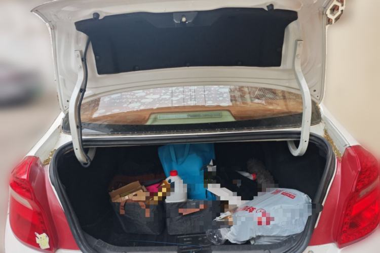 Used Chery E3 2015 1.5L Manual Fashion Model Trunk