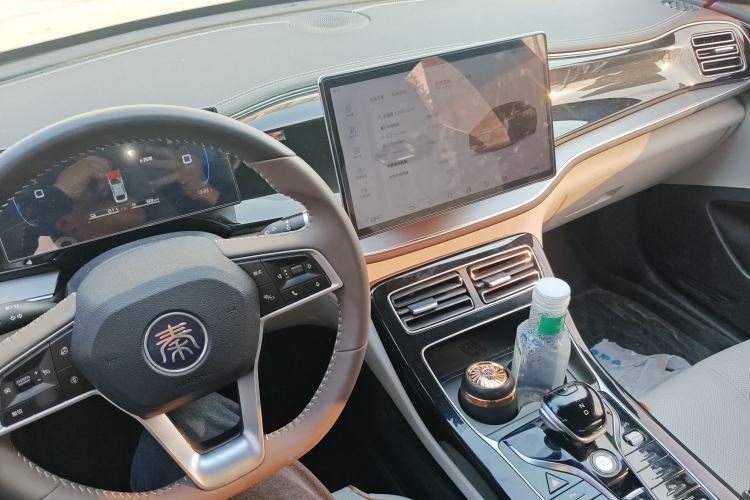 Used BYD Qin PLUS 2023 Champion Edition DM-i 120KM Beyond Model
