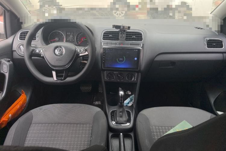 Used Volkswagen Polo 2016 1.6L Automatic Comfort Model
