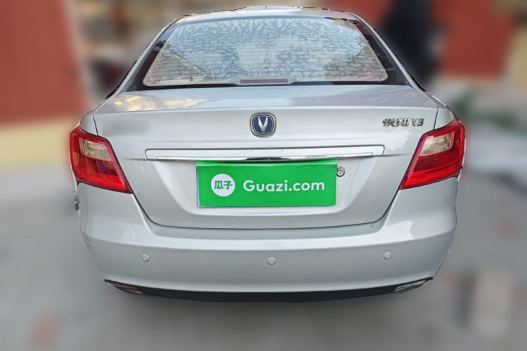 Used CHANGAN Alsvin V3 2012 1.3L Manual Luxury Version China IV Standard
