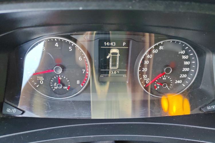 Used Volkswagen Caravelle 2018 2.0 TSI 4x4 Luxury Edition 7-Seater