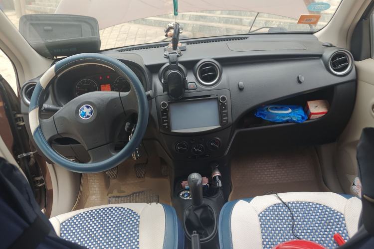 Used Venucia R30 2014 1.2L Manual Enjoyment Edition