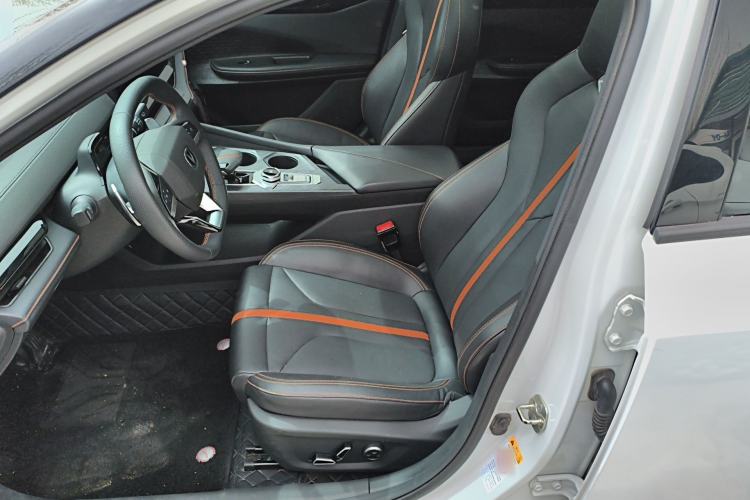 Used CHANGAN UNI-V 2024 1.5T Prestige Edition