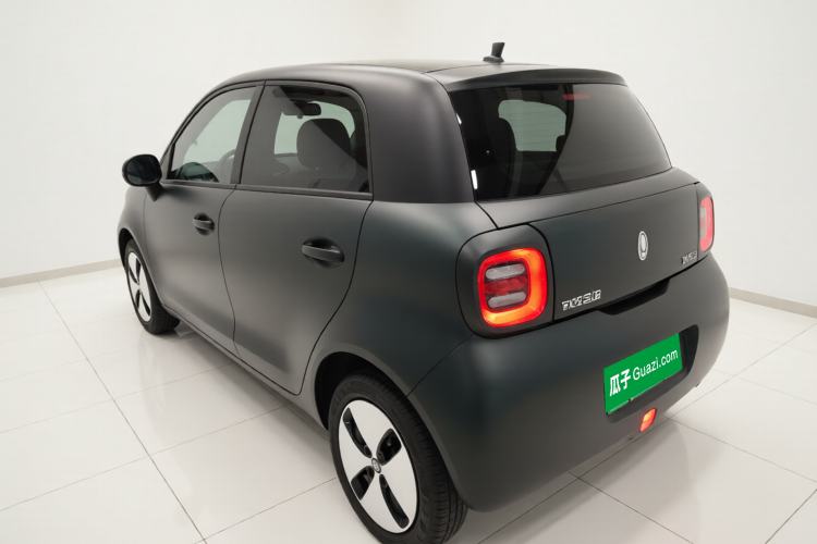 Used ORA Black Cat 2022 Updated Version 301 km Cute Pet Edition Lithium Iron Phosphate