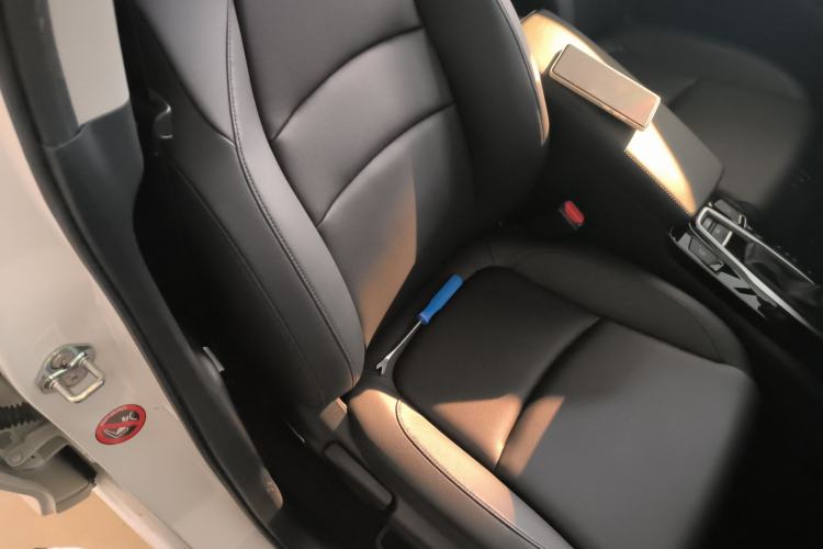 Used Honda Crider 2022 180Turbo CVT Luxury Edition Right Front Seat