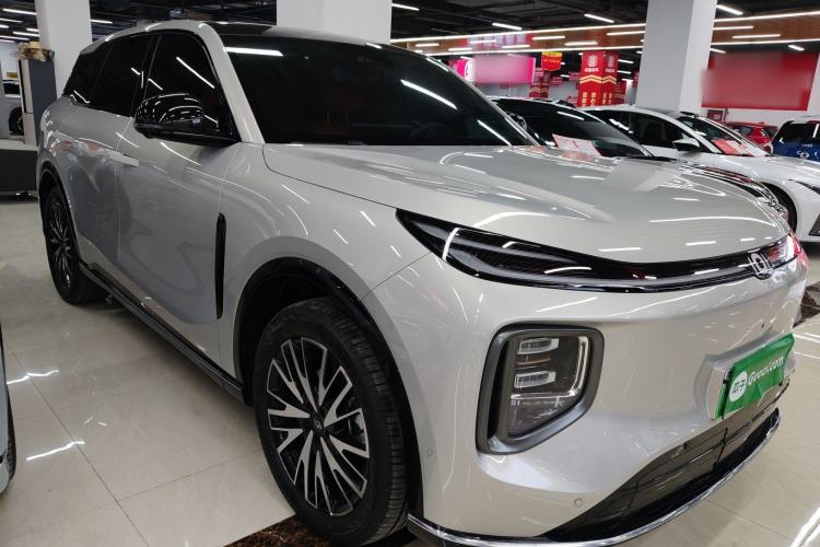 Used CHANGAN NEVO Q07 2025 215 Flagship Edition