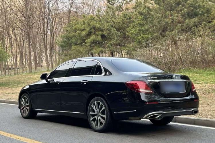 Used Mercedes-Benz E-Class 2019 Restyled E 300 L Luxury Edition