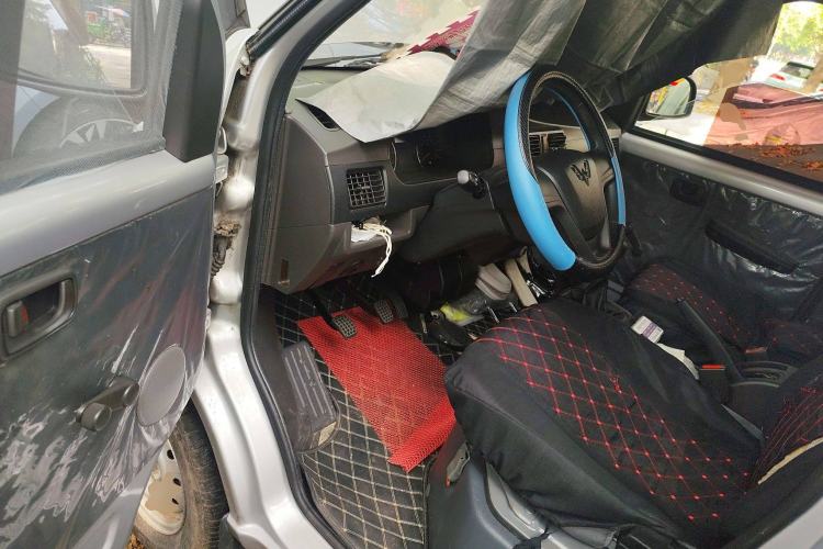 Used Wuling Rongguang 2021 1.5L Extended Basic Version L3C Driver Seat