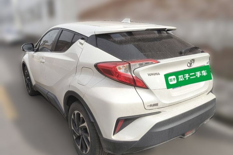 Used Toyota IZOA 2018 2.0L Yichi Version China VI Standard
