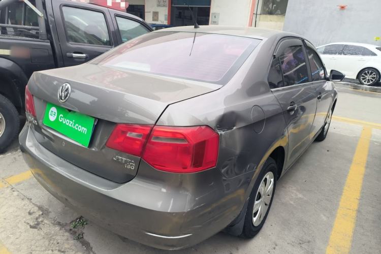 Used Volkswagen Jetta 2015 Value Edition 1.6L Automatic Fashion Version
