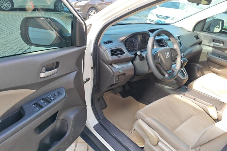 Used Honda CR-V 2015 2.0L 2WD Classic Edition
