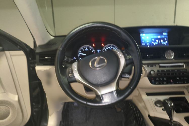 Used Lexus ES 2013 250 Elite Edition
