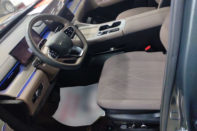 Used Chery Tiggo 8 PLUS 2025 290TGDI DCT Prestige 5-Seater
