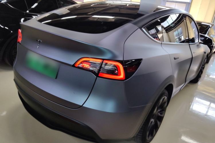 Used Tesla Model Y 2021 Long-Range All-Wheel-Drive Version