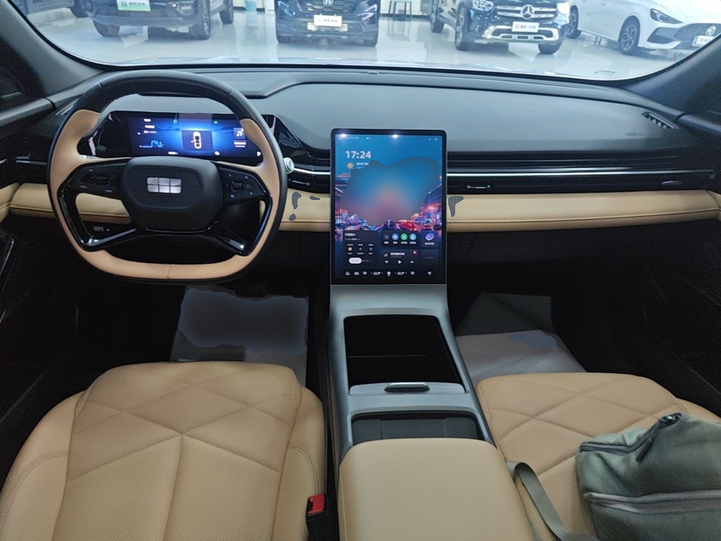 Geely Galaxy L6 2023 60km PLUS — снимка 12
